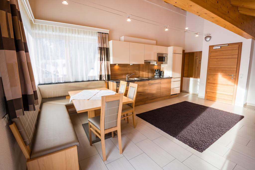 Appartements Platzl Serfaus Phòng bức ảnh